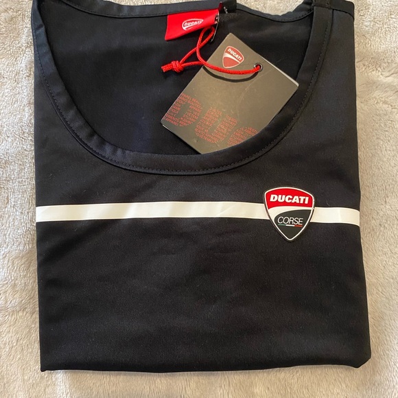NWT Ducati Corse
Racing Women Motorcycles 
T-Shirt Size Large - Picture 14 of 14